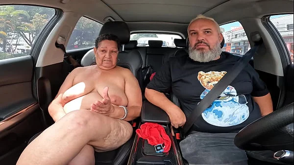 Uma Bisavó na carona do Ted aos 71 anos ela pelada no carro conta sua vida - Dora Rodrigues