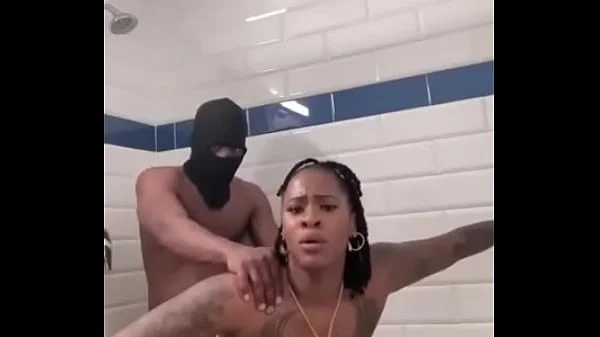 shower scenes with sexy bitch