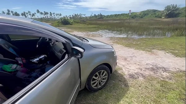 Fiz uma Putaria gostosa com meus amigos e minhas amigas no meio do mato tudo no pelo sem camisinha