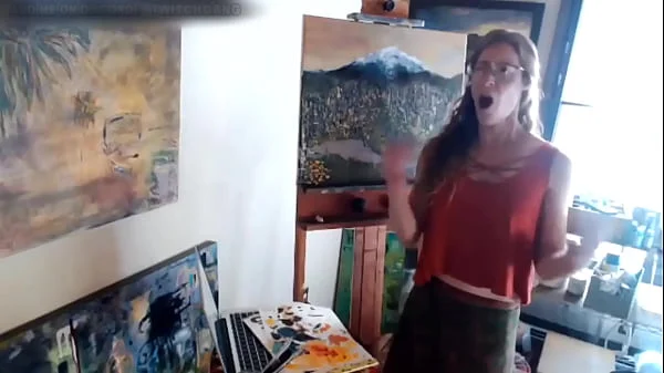 Twitch Streamer Flashing Boobs while Painting Art OH BOY!!!