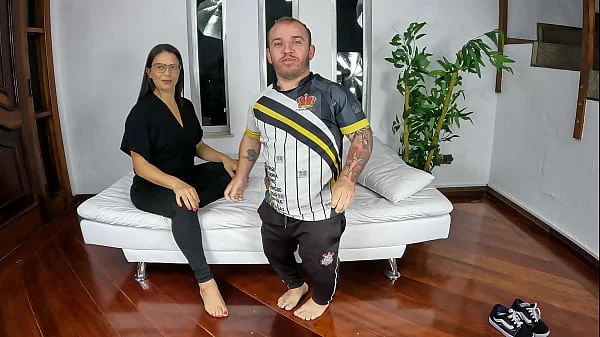 Vania Salvaley Massagem tântrica e cursos no Espaco Salvaley