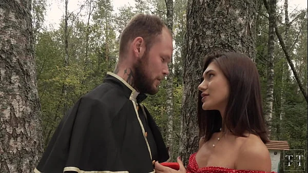 Fucking wedding.Part 3.Priest bangs bridesmaid right before the wedding.