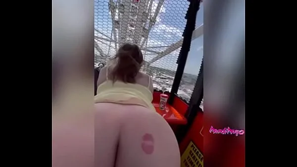 Slut get fucks in public on the Ferris wheel