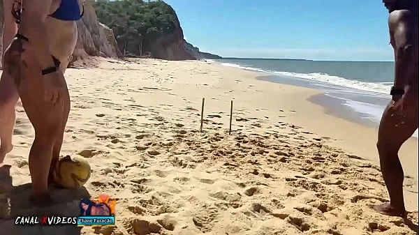 PERDEMOS A BUCETA E BOQUETE NO FUTEBOL PARA UM HOMEN QUE APARECEU DO NADA NA PRAIA - TRISAL - THREESOME - FUDEDORDEBUCETA2017 E LORRANY EXOTICA