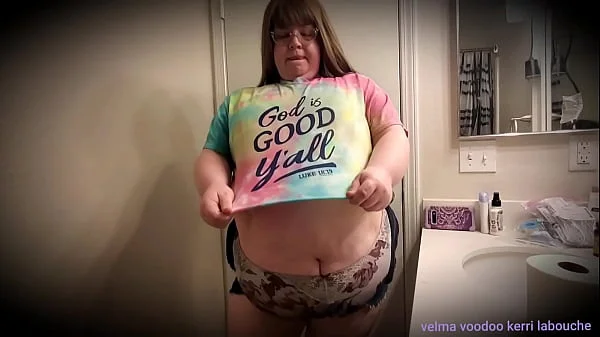 fat horny christian girl blows you on the toilet