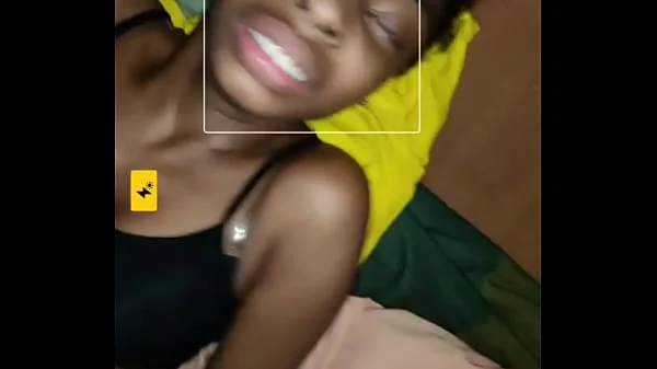 Ebony teen screaming from 12inch