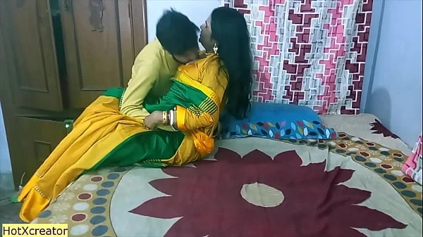 Indian hot Milf aunty vs hot teen!! Indian sex with hindi audio